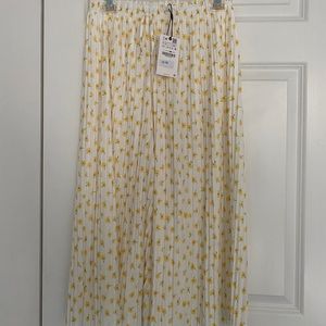 Zara kids 11-12 yr. old pants. New with tags